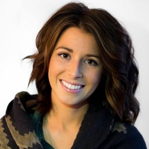 Meet your Posher, Caitlin